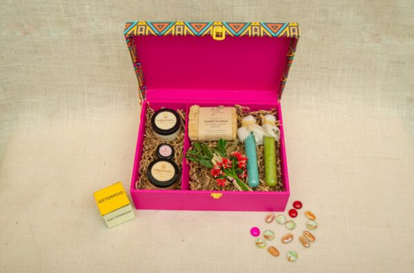 Giftomojo Gift Hampers Online Store in India