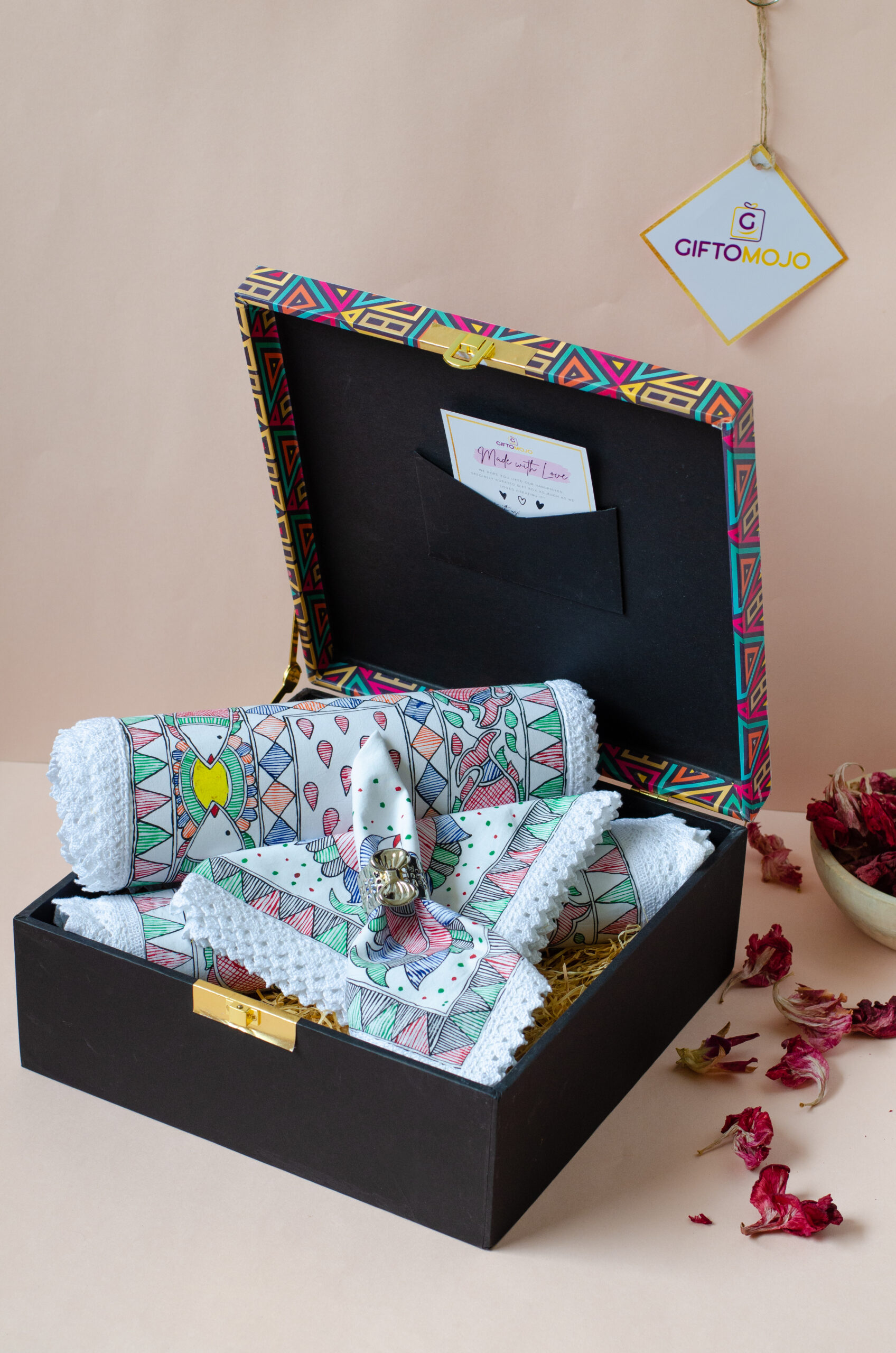 Table Décor - Madhubani Art Gift Hampers in Gurgaon Delhi NCR Noida India