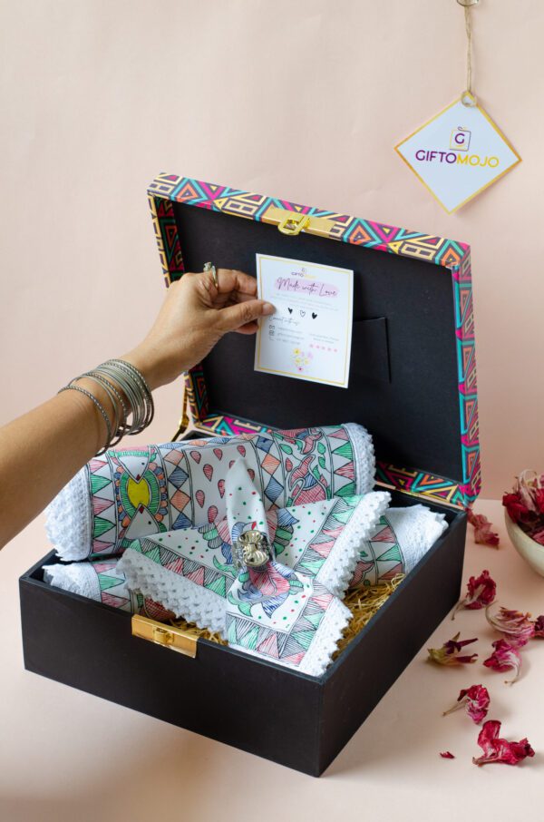 Table Décor - Madhubani Art Gift Hampers in Gurgaon Delhi NCR Noida India