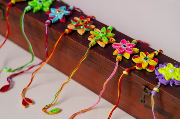 Quilling Premium Rakhi Box with Chocolates Gift Hampers Online in Gurgaon Delhi NCR Noida India