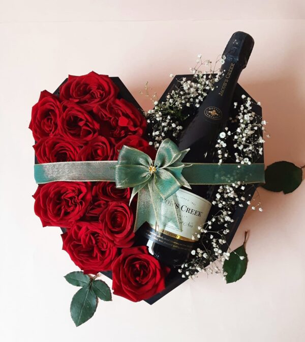 Valentine's Premium Joy Gift Hampers in Gurgaon Delhi NCR Noida India