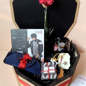 Valentine's Men's Premium Gift Hampers in Gurgaon Delhi NCR Noida India