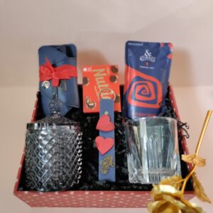 Valentine's Charming Gift Hampers in Gurgaon Delhi NCR Noida India