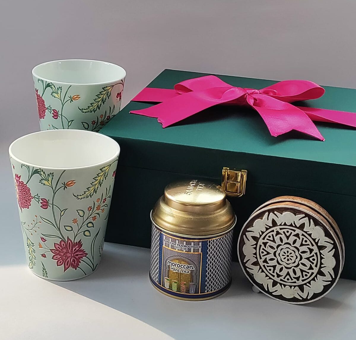 Choosing the right corporate gift supplier for your business